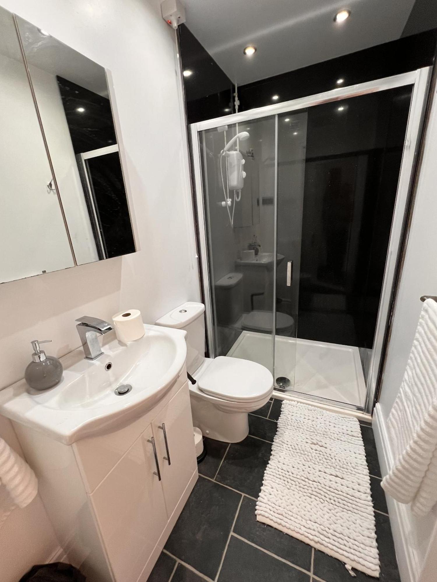 Hoopers Sandy Beach Guest Rooms スウォンジー 部屋 写真