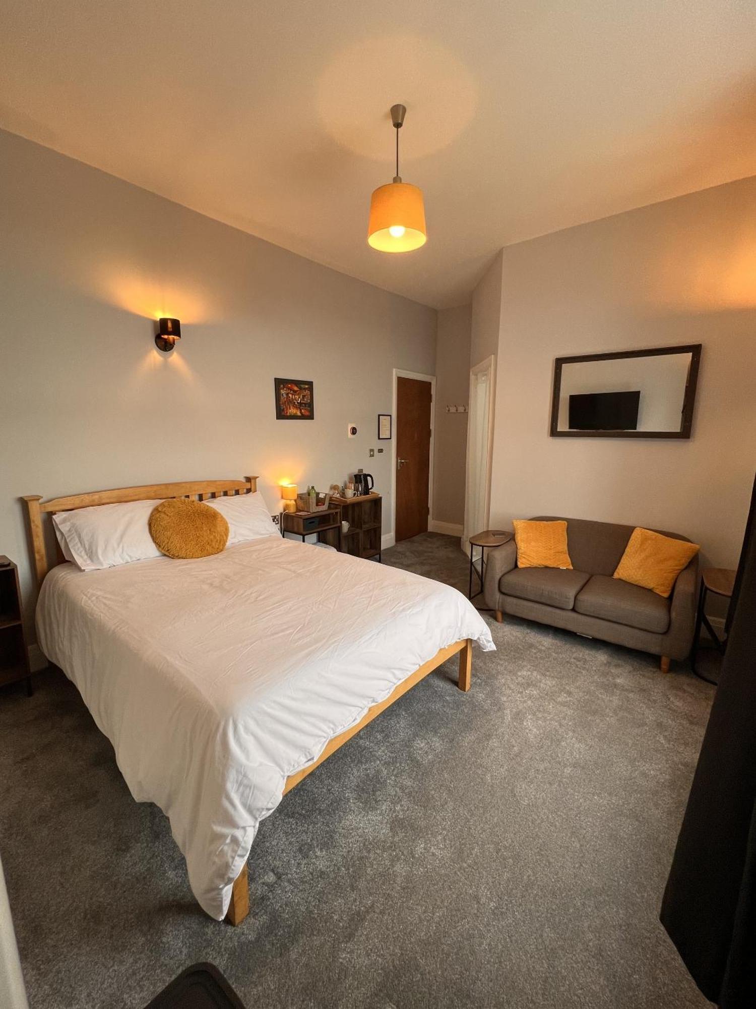 Hoopers Sandy Beach Guest Rooms スウォンジー 部屋 写真